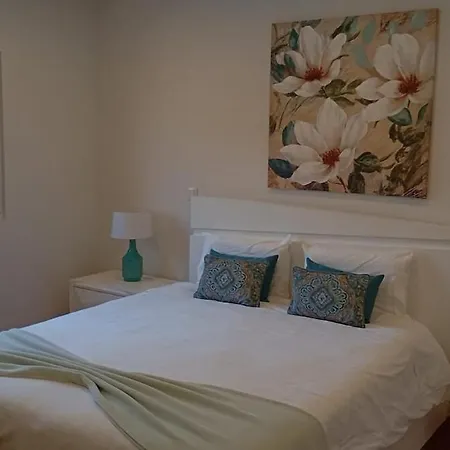 Lina Вилла Лориньян